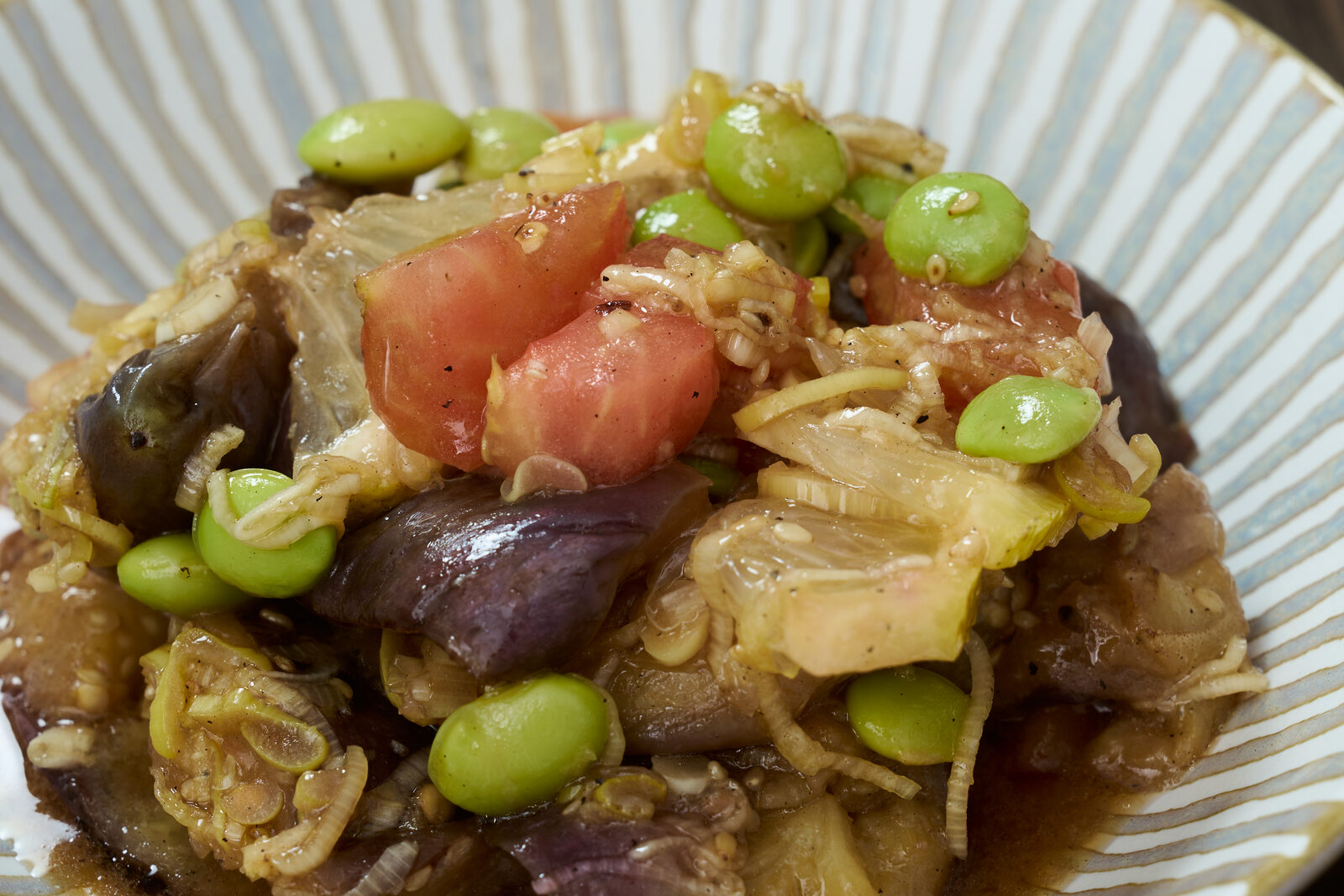 ナスと枝豆とトマトのレモン香味酢和え